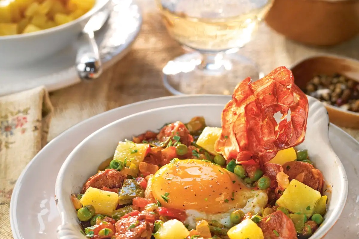 Prženje jaja uz dodatak sirćeta u tiganj