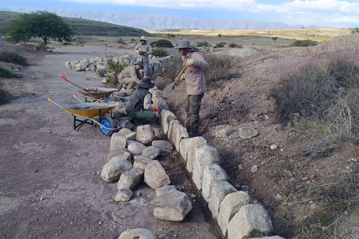 Digitalni modeli otisaka dinosaura