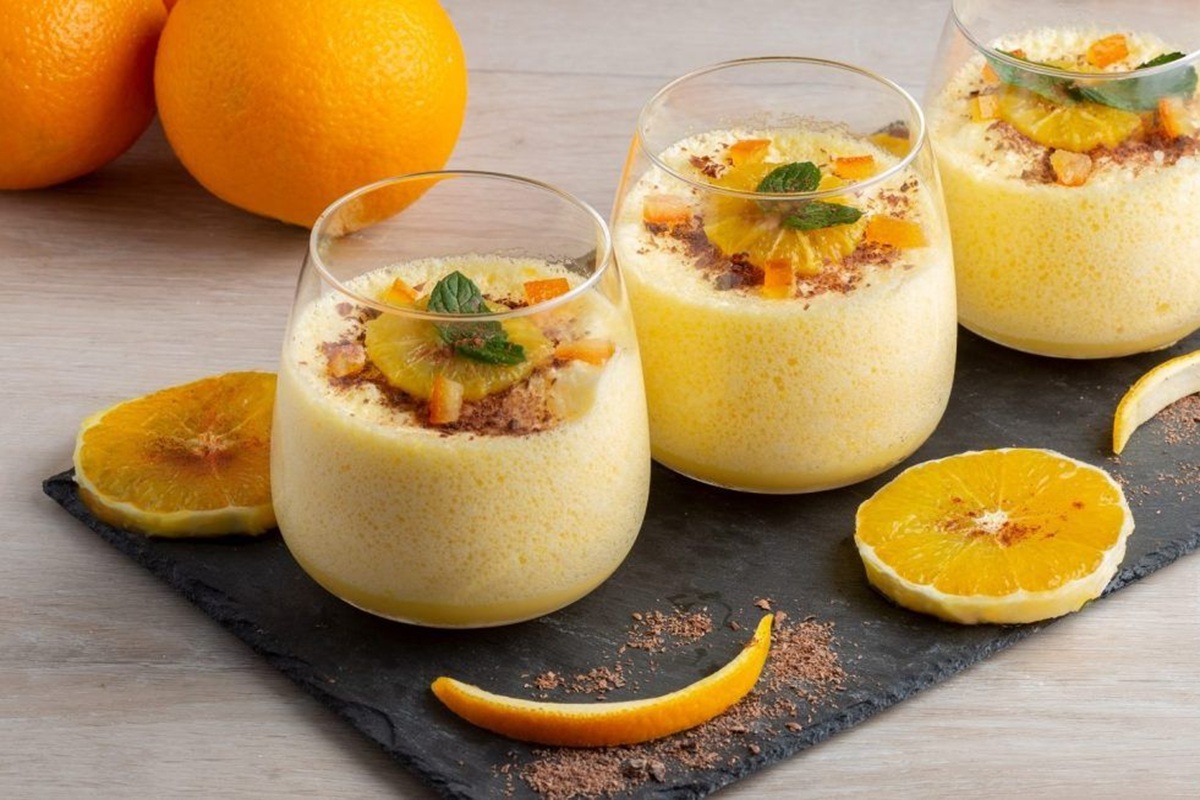 Őrülten finom narancsmousse – egyszerű desszert, amely mindössze öt perc alatt elkészül