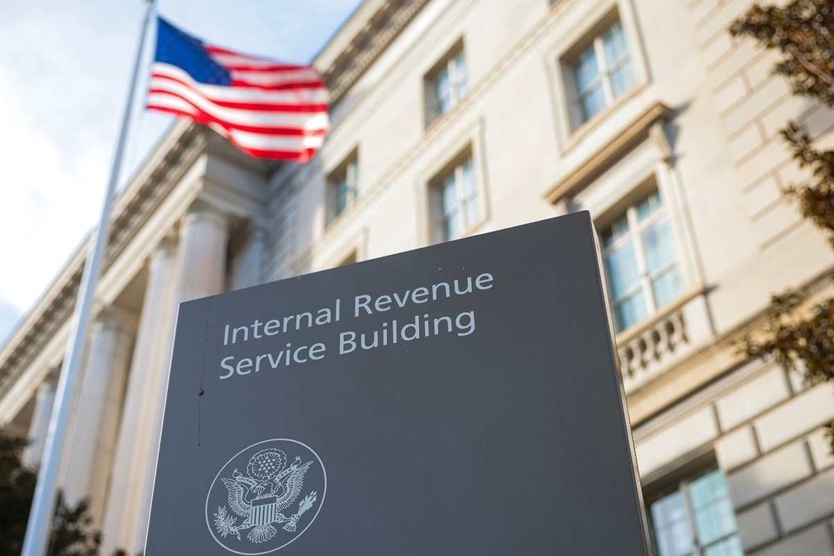 Sjedinjene Države istražuju tko će u narednim danima provoditi ove dolarske bankarske transakcije.