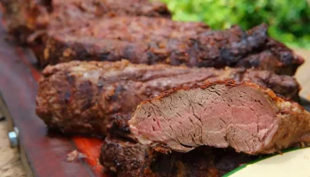 Nici cărbune, nici lemne: noua tendință pentru o preparare mai rapidă și mai simplă la grătar în 2026.