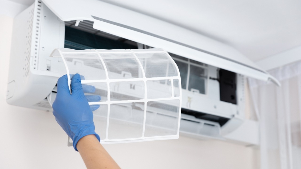 Servisiranje i provera spoljne jedinice klime