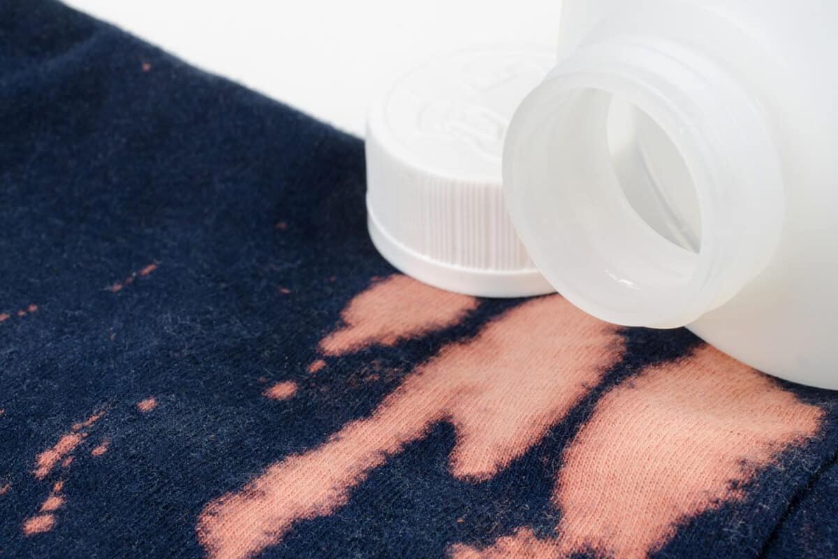 Popravka boje na crnoj odeći