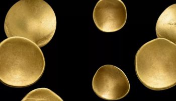 Arheologii sunt uimiți: aceste monede celtice de aur au fost ascunse sub apă timp de 2300 de ani.