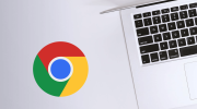 A fost descoperită o extensie pentru Chrome care preia controlul browserului și fură toate parolele.