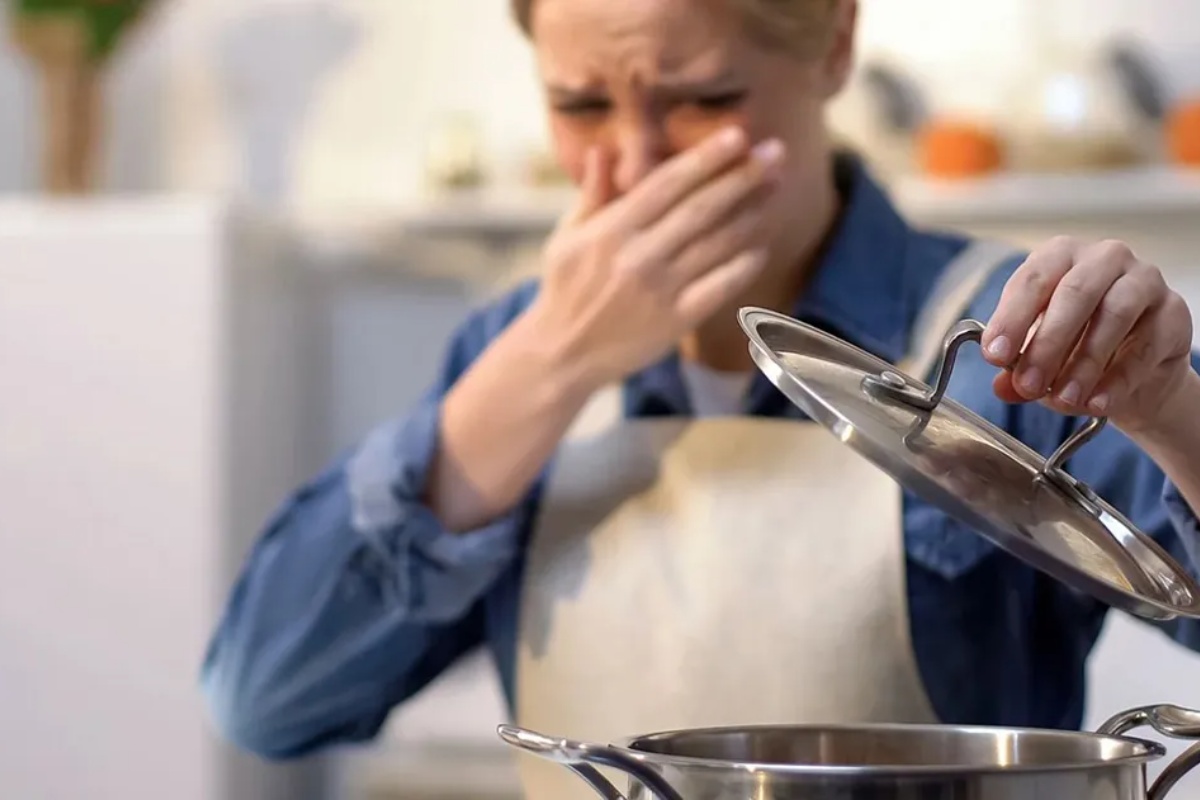 Nije limun: voće koje uklanja neprijatne mirise i dezodoriše kuhinju za nekoliko minuta