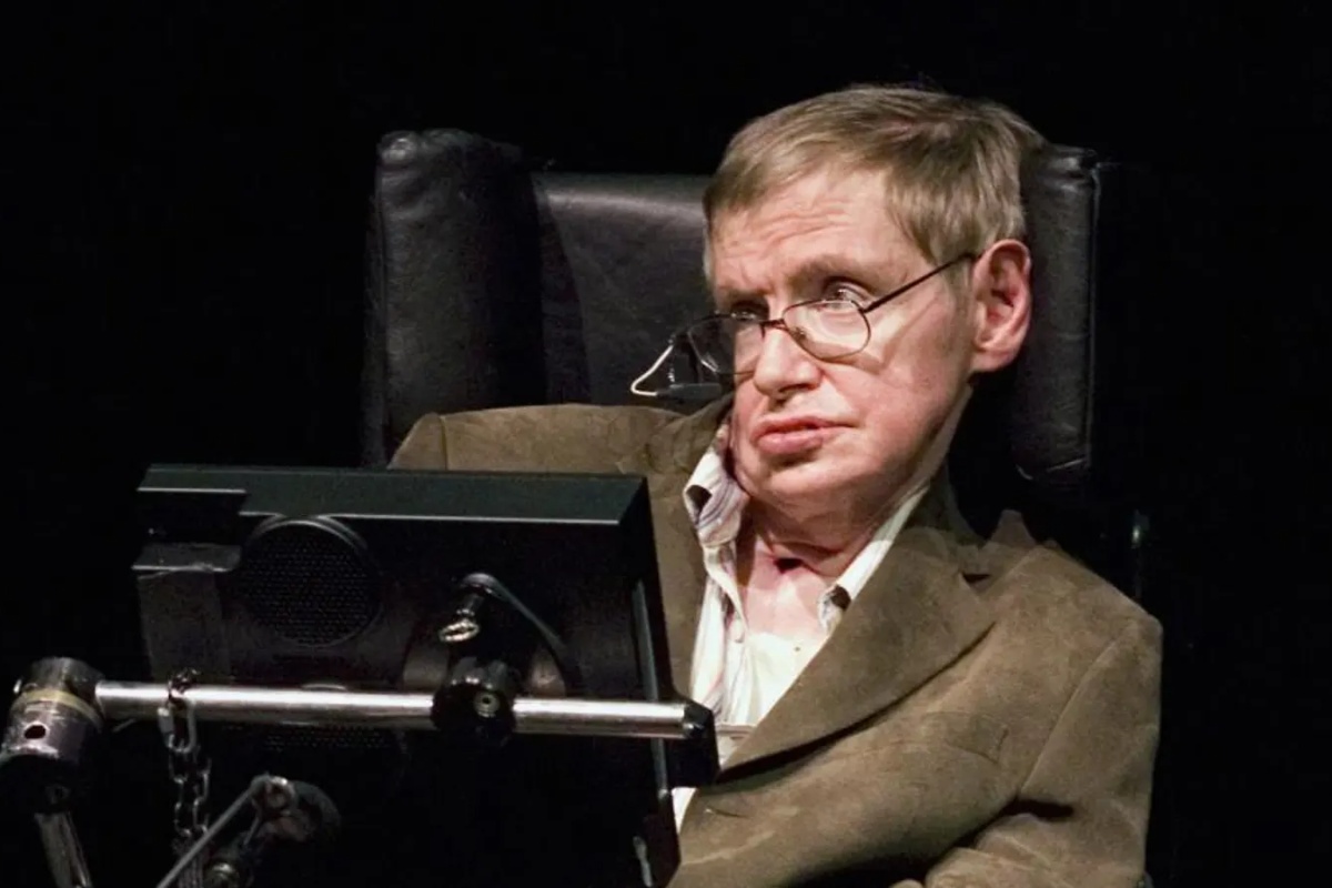 Stiven Hoking: "Nije jasno da li inteligencija ima vrednost za dugoročni opstanak"