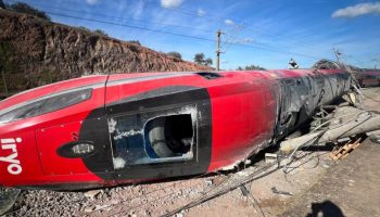 Još jedna železnička nesreća u Španiji: Mašinovođa poginuo, najmanje 37 povređenih