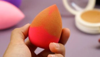 Sunđer za šminkanje biće čist i bez bakterija zahvaljujući ova 2 domaća proizvoda za čišćenje