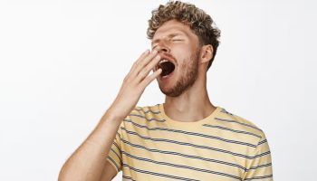 Šta znači zevanje kada nismo pospani, prema psihologiji