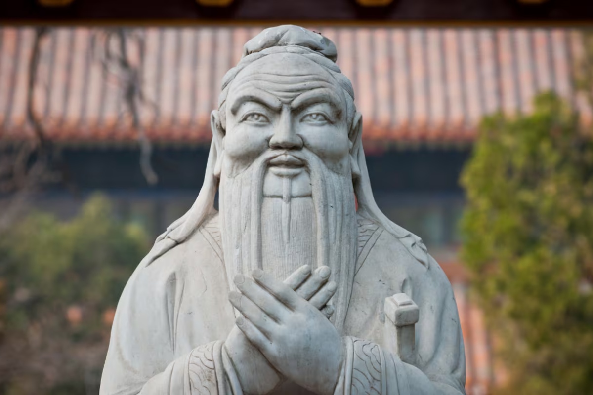 Konfucije, kineski filozof: „Mudrac pronalazi radost u vodi, a vrlinski čovek pronalazi radost u planini“