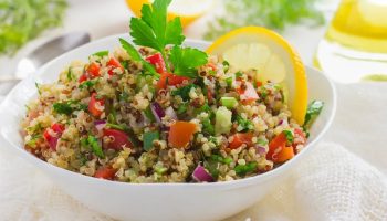 Tabule: Osvežavajuća letnja salata koja se priprema za nekoliko minuta i uvek uspeva