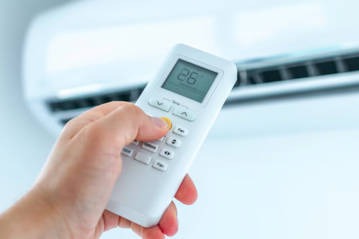 Da li gasiti i ponovo paliti klimu ili je ostaviti uključenu? Opcija koja će vam uštedeti energiju tokom toplotnog talasa