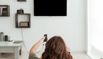 Zbogom TV komodi: zašto stručnjaci savetuju da je nemate u domu