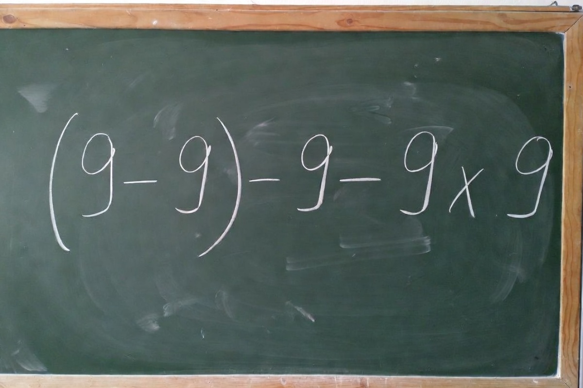 Koliko je (9 - 9) - 9 - 9 x 9? Matematički zadatak koji stavlja genije na test