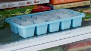Ni nakon 10 dana ni nakon 3 mjeseca: koliko često treba mijenjati kockice leda iz kalupa ako ih ne koristiš