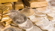 Comparație între aur și argint: ce metal prețios să alegi?