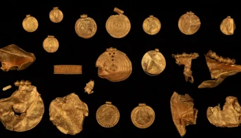 Arheologii au fost șocați: după ce au analizat două obiecte din aur în Grecia, au descoperit simboluri solare neașteptate.