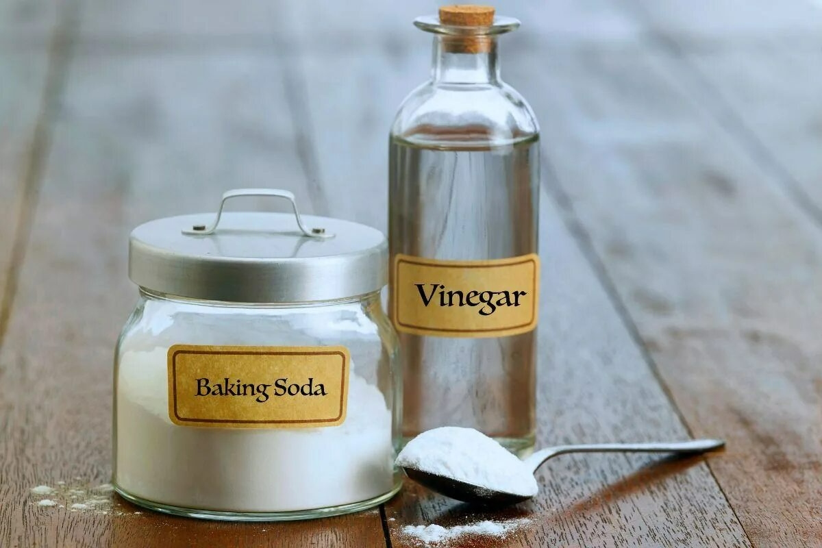 Miješanje sode bikarbone i vodikovog peroksida: zašto je preporučljivo to učiniti i za što se koristi