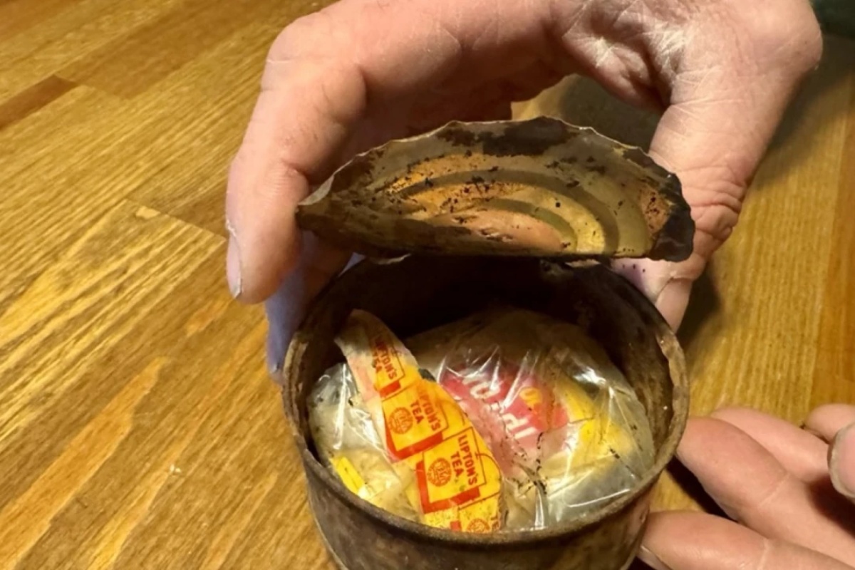 Stara poruka pronađena u konzervi na vrhu planine