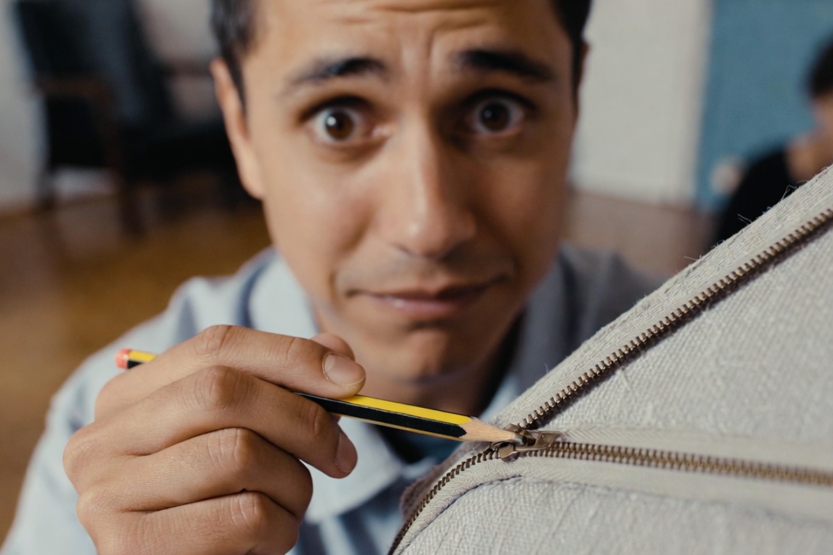 Malo ko u Srbiji zna: zašto je korisno protrljati olovku po rajsferšlusu kada se zaglavi – image 1