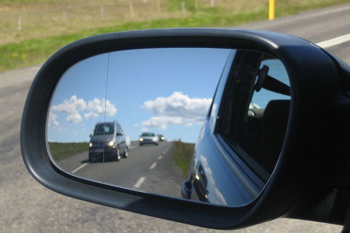 Trljanje krompira o retrovizore automobila: čemu služi ovaj domaći trik – image 2