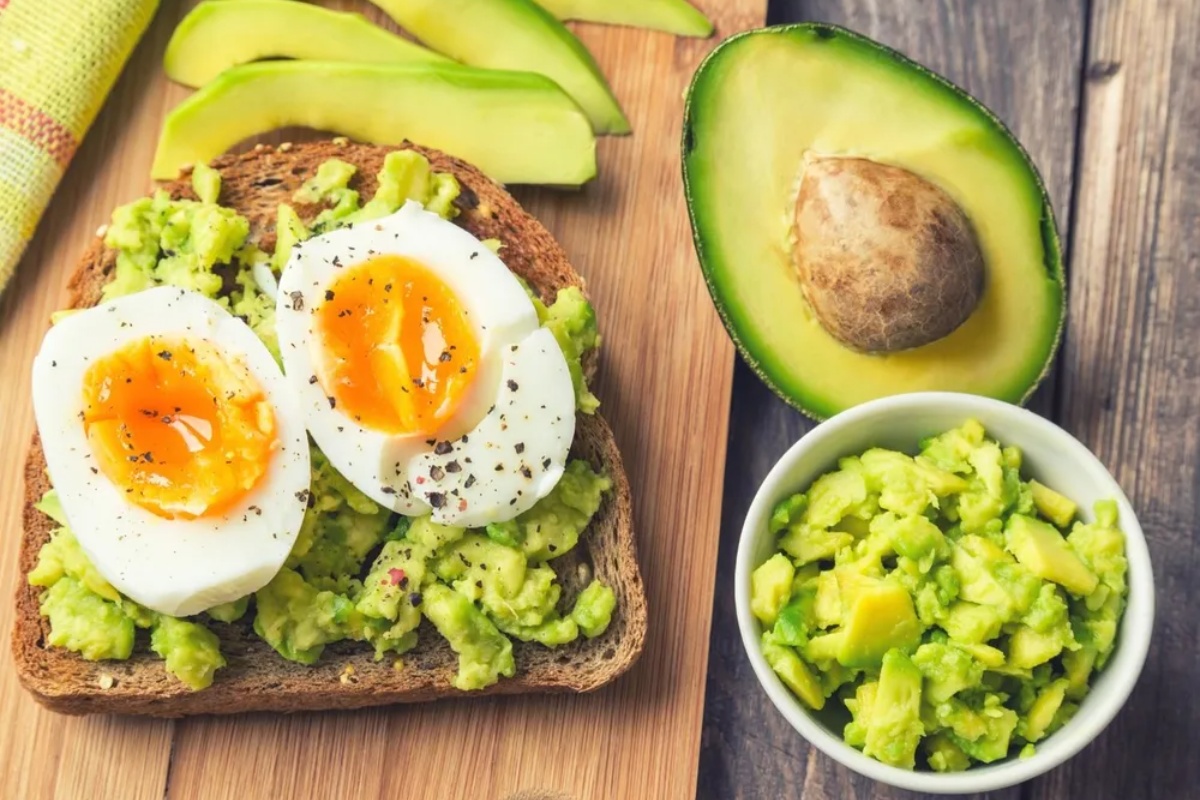 Posle 60. godine: ni žitarice ni šećer, ovaj doručak može produžiti život – image 2