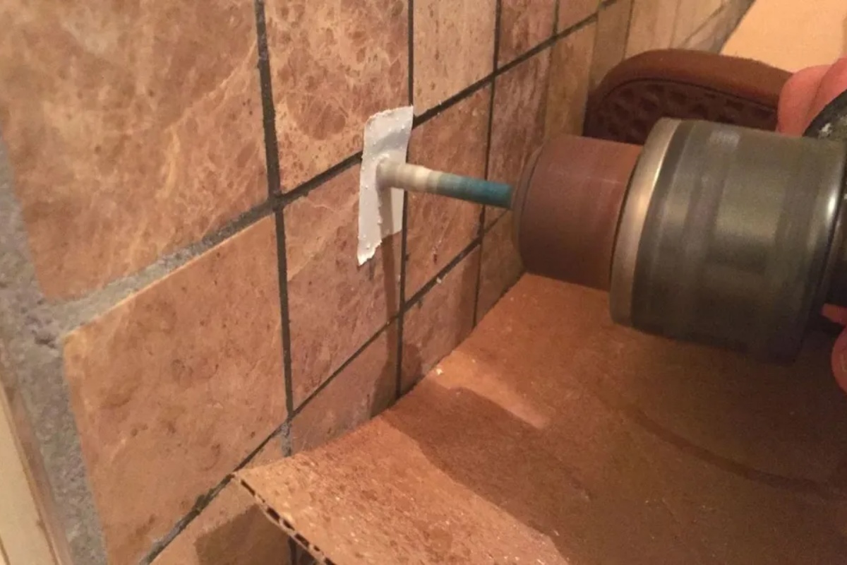 Otkriven trik: Kako probušiti pločice i porcelan bez lomljenja u pokušaju – image 2