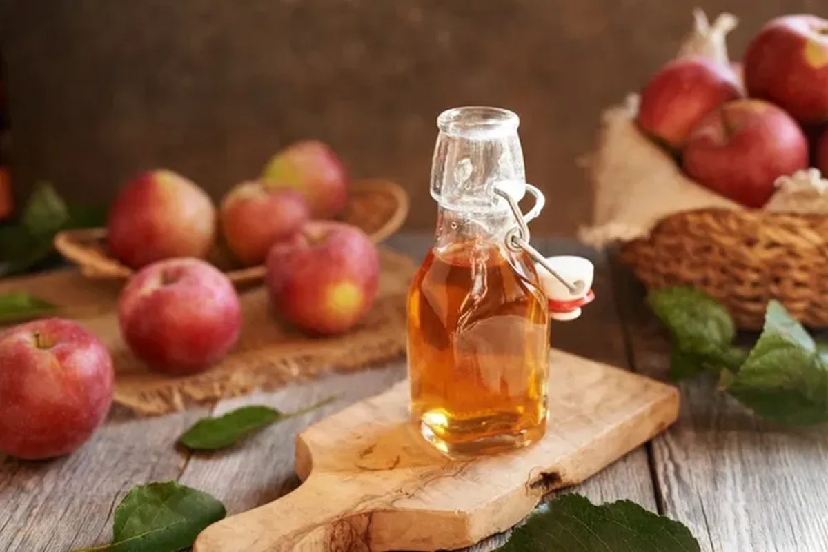 Zašto bi trebalo da nanosite sirće na kosu jednom nedeljno: Objašnjenje tri dermatologa – image 3