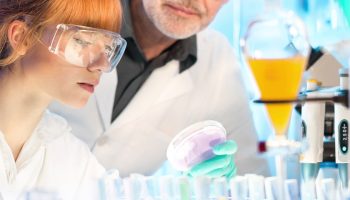 Biologii sunt din ce în ce mai îngrijorați: au descoperit un pesticid agricol care accelerează îmbătrânirea peștilor.