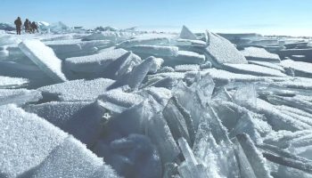 Când gheața stă în cale: legea pe care industria minieră încearcă să o abroge în mod discret.