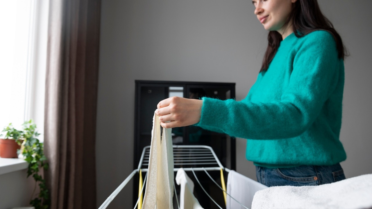 Sušenje rublja u zatvorenom prostoru bez sušilice