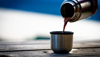 Prima di uscire di casa uso un trucchetto. Il thermos mantiene il calore fino a tarda sera