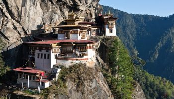 Arheologii nu-și pot crede ochilor: au descoperit 573 de fortărețe de piatră care ar putea rescrie istoria Chinei.