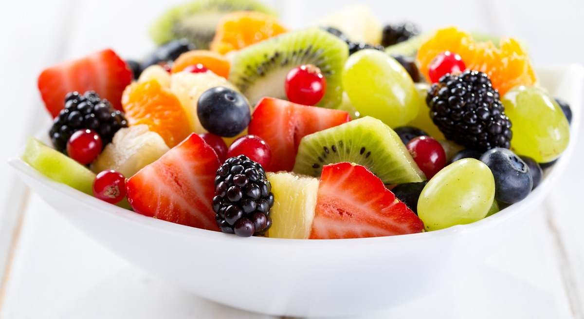 Voće koje pomaže u uklanjanju kamenca i prirodnom izbjeljivanju zuba.