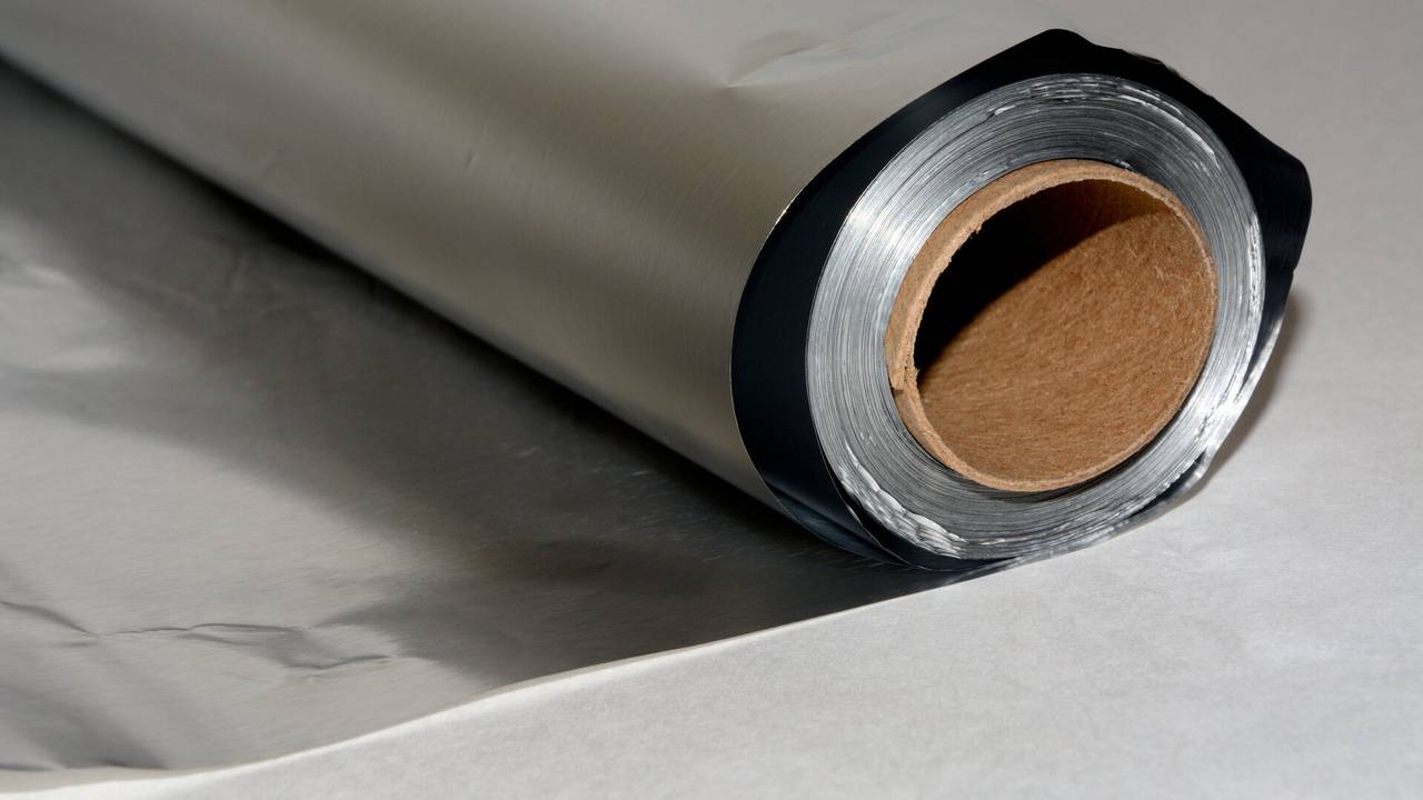 Trik s aluminijskom folijom u kvaci: za što je potrebna