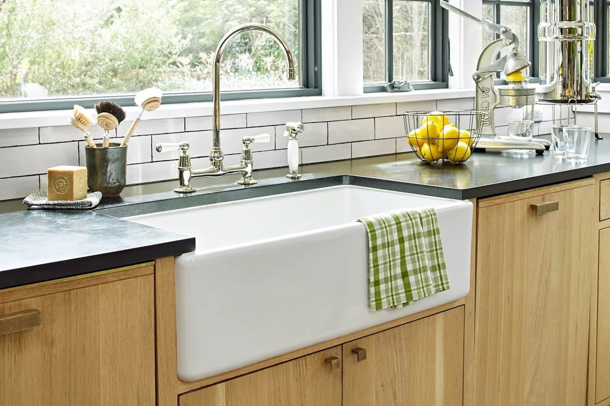 Uredna i čista kuhinja