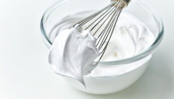 Šľahačka už nikdy neklesne. Stačí len jedna ingrediencia.