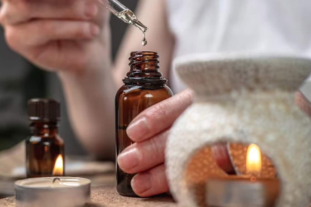 Nasypem ho do pohára a postavím do kúpeľne. Je lacný a voňavý ako v parfumérii