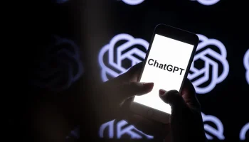 ChatGPT pretinde că știe totul, chiar și atunci când nu are habar. Universitatea Stanford consideră că știe soluția.