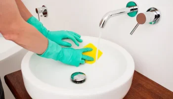 Ako rýchlo vyčistiť odtok v kúpeľni: 4 účinné spôsoby