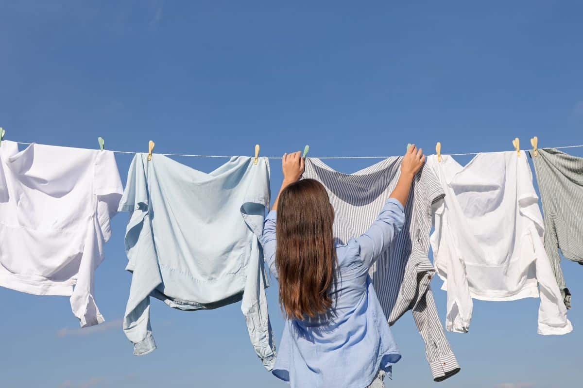 Zaboravite tradicionalni način sušenja odjeće na konopcu: vaša odjeća će se osušiti u trenu.