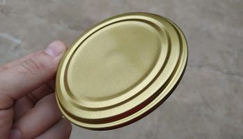 De ce merită să păstrați capacele metalice de la conserve: au mult mai multe întrebuințări decât vă puteți imagina.