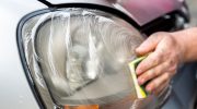 Kako poboljšati izgled farova na autu: Domaća metoda koja sigurno djeluje