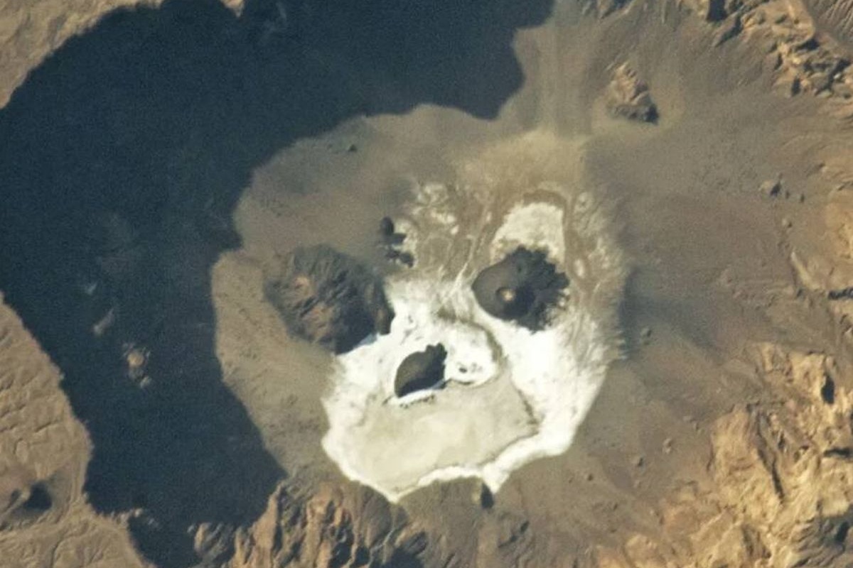 NASA snimila ‘bijelu lubanju’ u Sahari: Nije riječ o snijegu, već o tragovima starim 12.000 godina