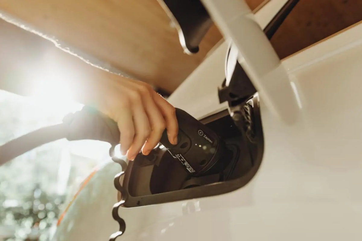 Budućnost je stigla: Kineska baterija za električne automobile obećava 1.300 km autonomije i mijenja sve!