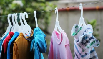 Genijalno rješenje za sušenje rublja u vlažnim danima: Stručnjaci otkrivaju bolju alternativu sušilici!