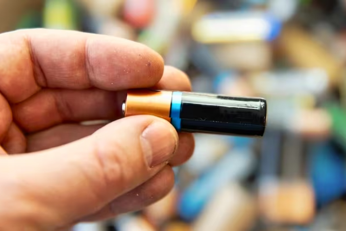 Zašto NE biste trebali bacati istrošene baterije: kućni trik kako ih pretvoriti u pravo blago