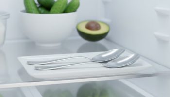 Stavite dve kašike u frižider: čemu to služi i zašto se to preporučuje