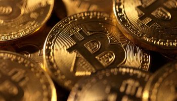 Južnokorejska kompanija Bithumb greškom prenela 620.000 bitkoina svojim klijentima i obustavila transakcije na platformi